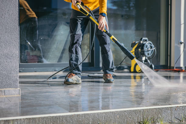 Window and Screen Pressure Cleaning